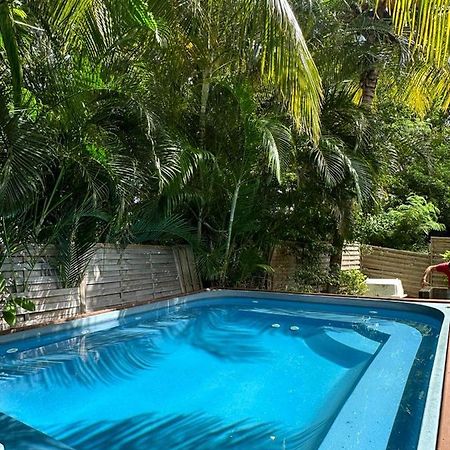 Villa Chez Lisa Ла Гулет Екстериор снимка