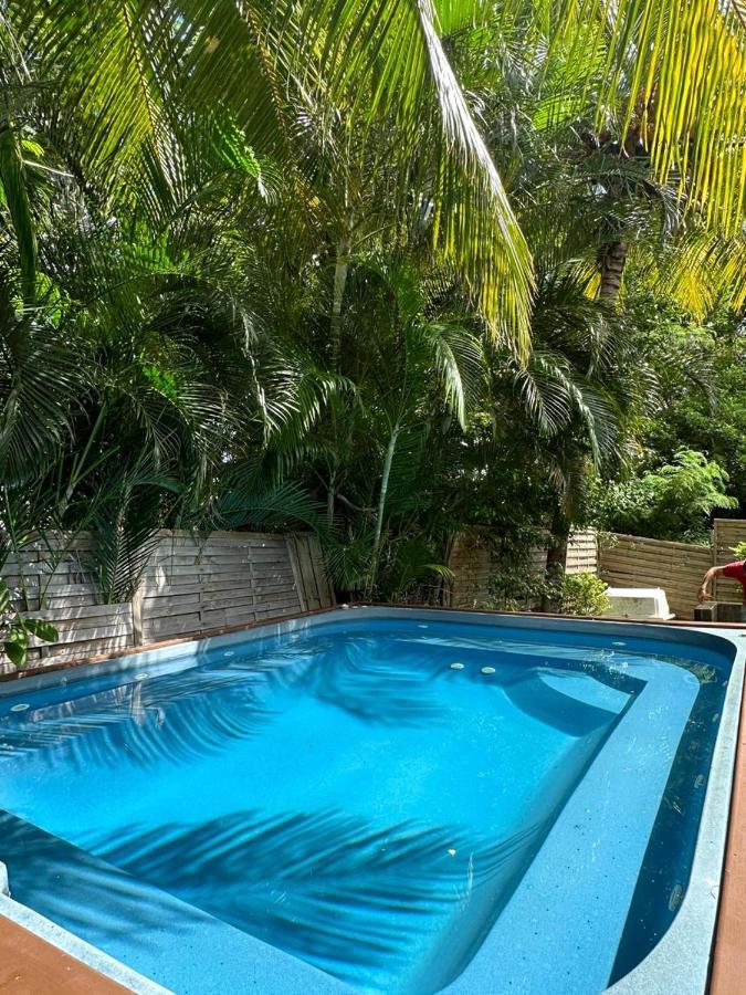 Villa Chez Lisa Ла Гулет Екстериор снимка